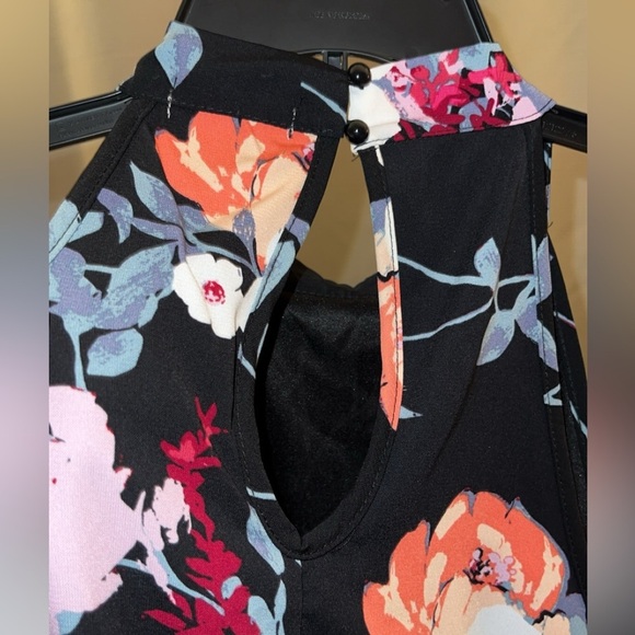 Black floral dress - Picture 3 of 6